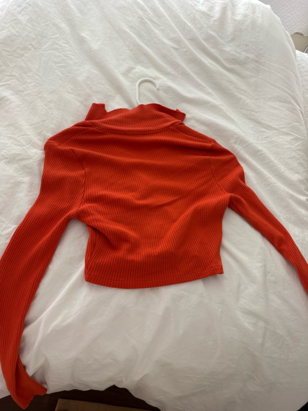 Cropped Ribbed Button-Down Top in Orange - Picture 4 of 4